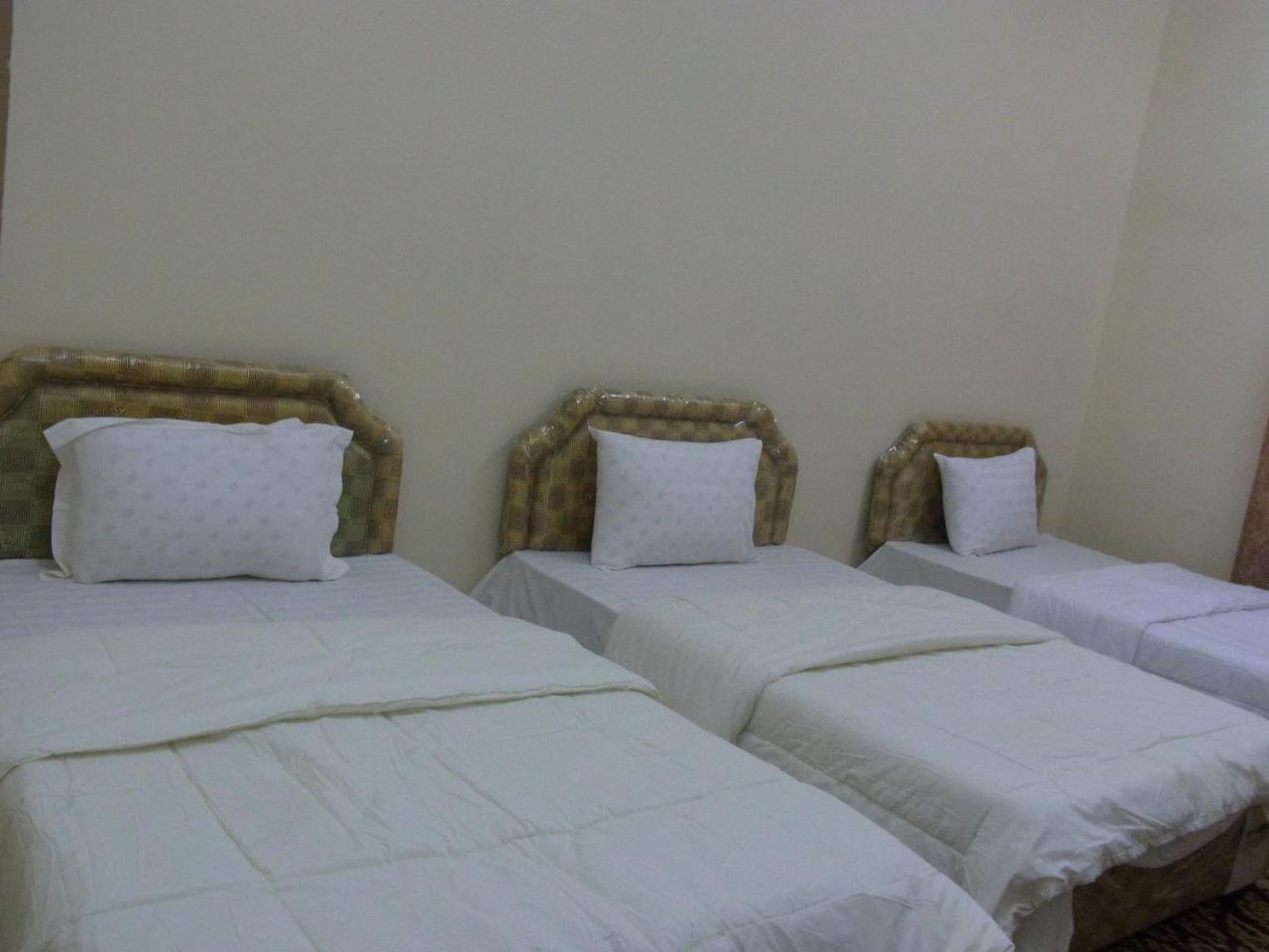 Al Ghazlan Hotel Sinaw Ruddah Ngoại thất bức ảnh