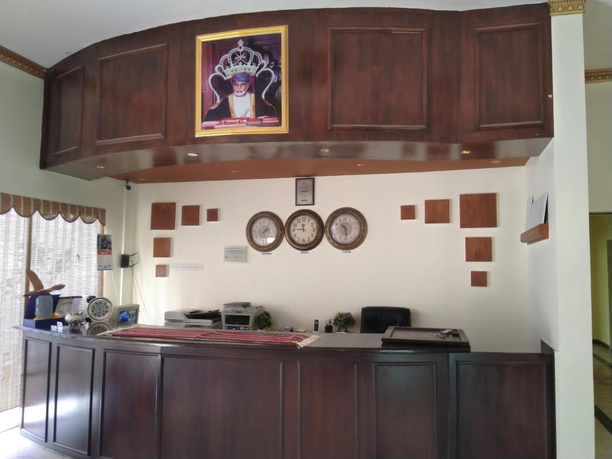 Al Ghazlan Hotel Sinaw Ruddah Ngoại thất bức ảnh